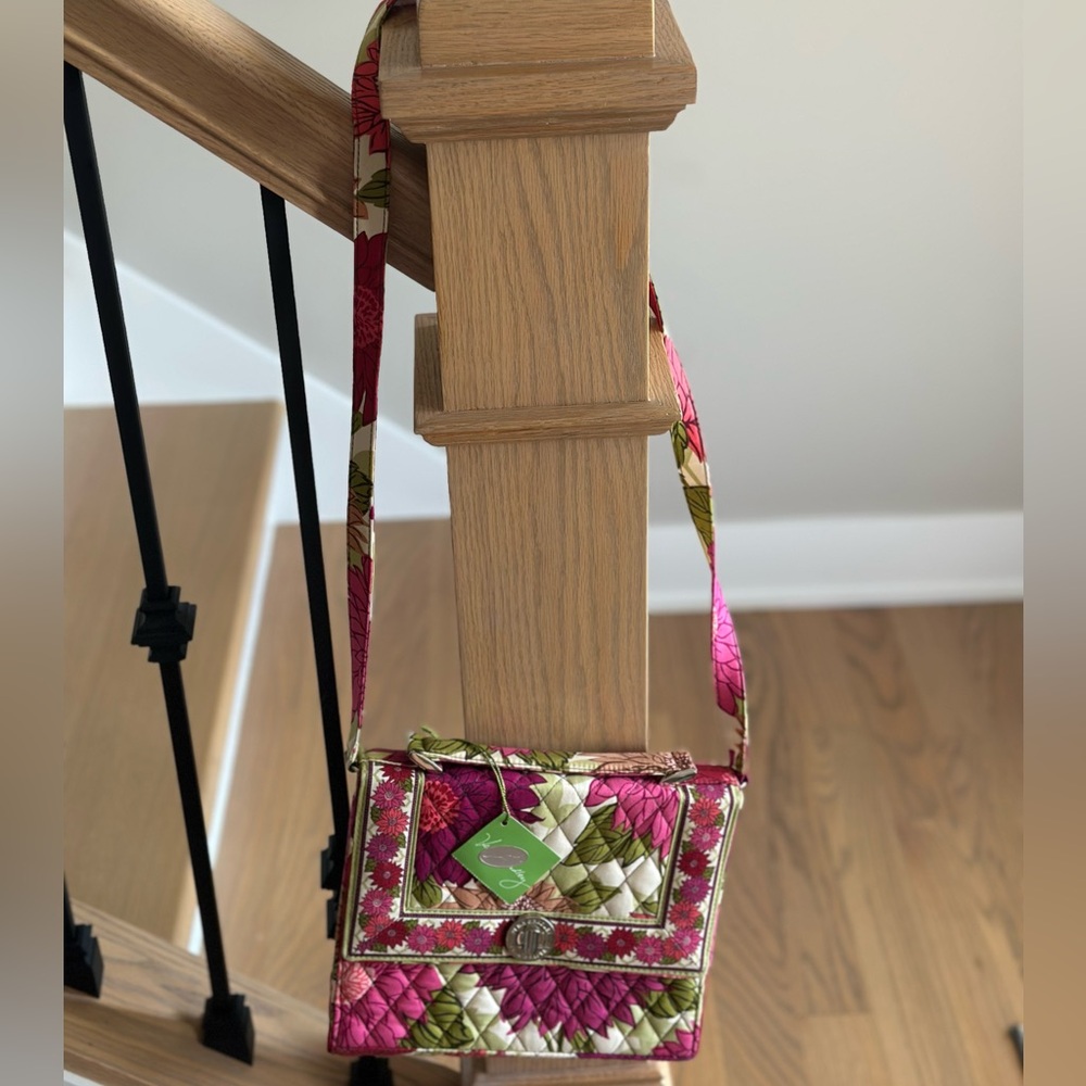 NWT Vera Bradley Crossbody Bag – Pink & Green Quilted Floral